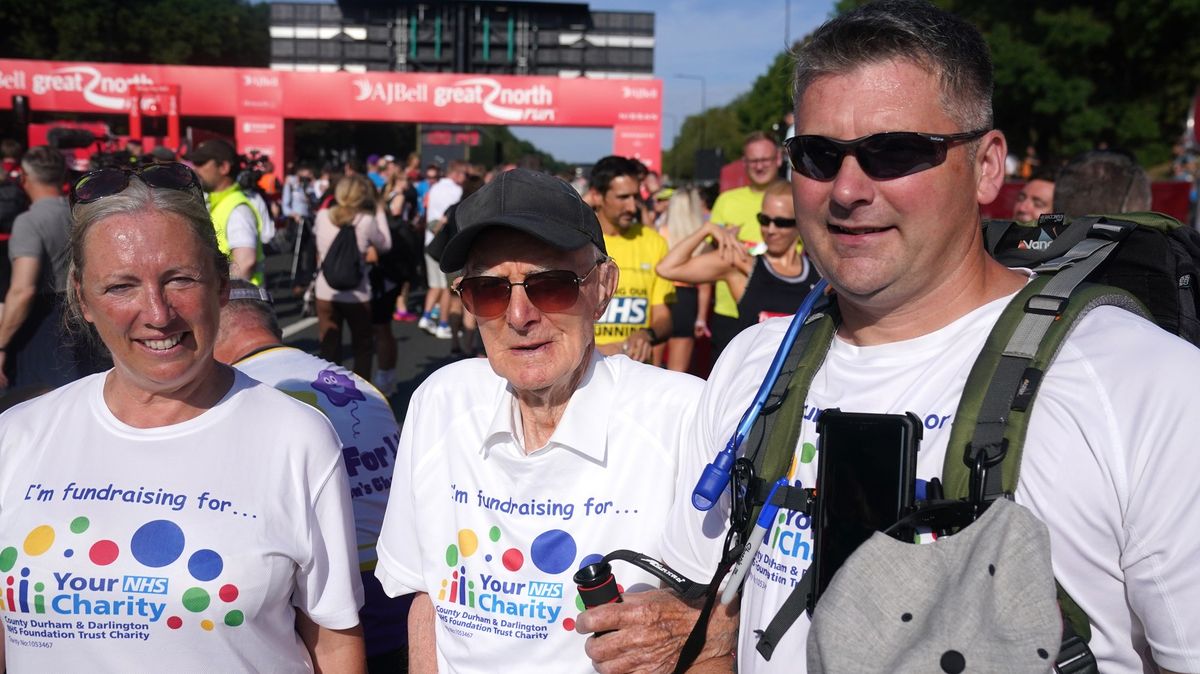 Válečný veterán ve 102 letech dokončil půlmaraton